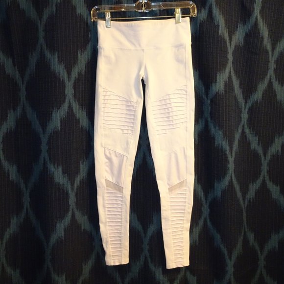 ALO Yoga Pants - ALO Yoga Moto Leggings | White | VGUC | XS